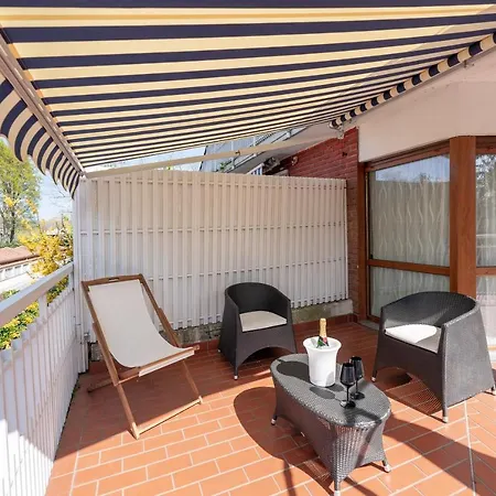 Two Steps From - Maggiore Relax Apartman *