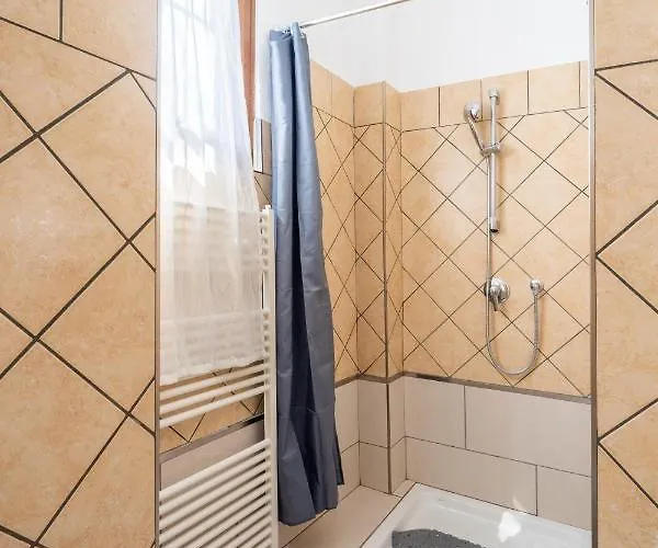 Two Steps From - Maggiore Relax * 도멜레토