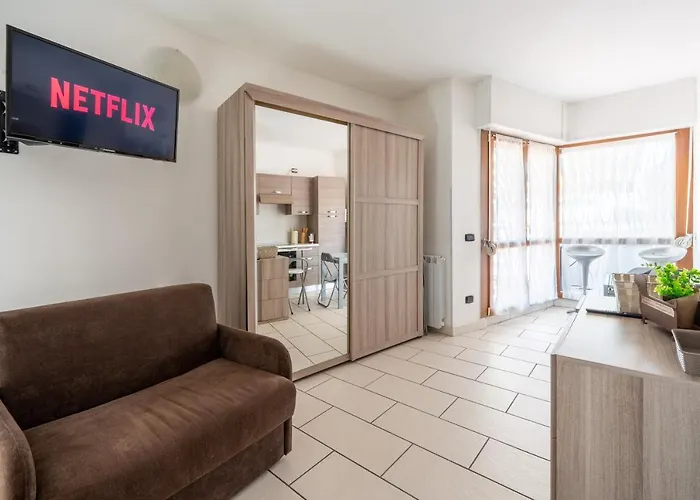 Two Steps From - Maggiore Relax 多米勒托